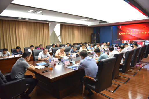 王曉對公司安全穩(wěn)定及疫情防控工作進(jìn)行再布署、再強(qiáng)調(diào)