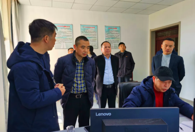 吳隼蒞臨景德鎮(zhèn)長運檢查指導(dǎo)安全生產(chǎn)工作