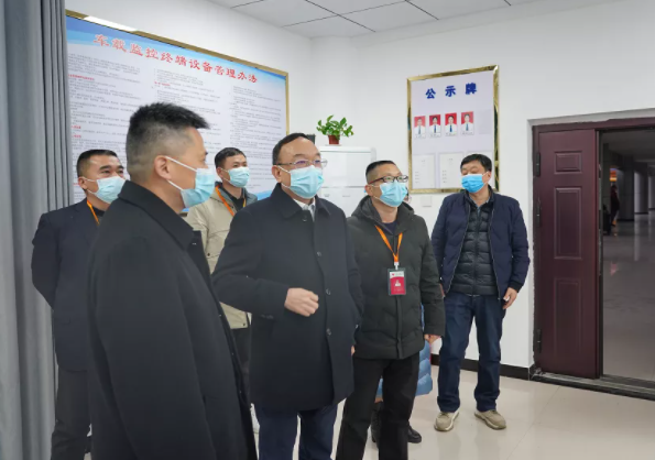 胡維泉一行蒞臨鷹潭長運、鷹潭公交督導(dǎo)安全生產(chǎn)工作