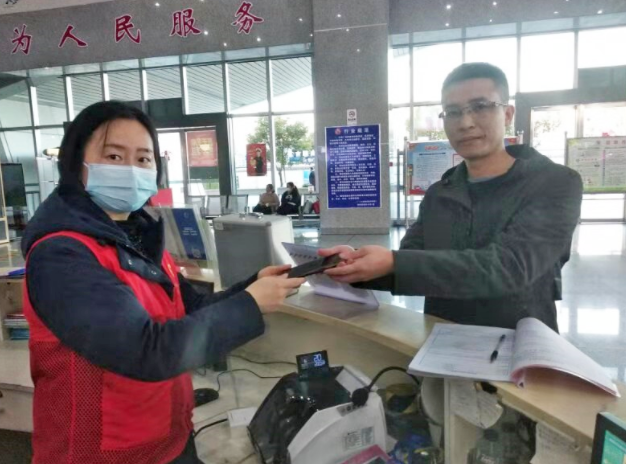 都市城際公交:遺落手機 完璧歸趙